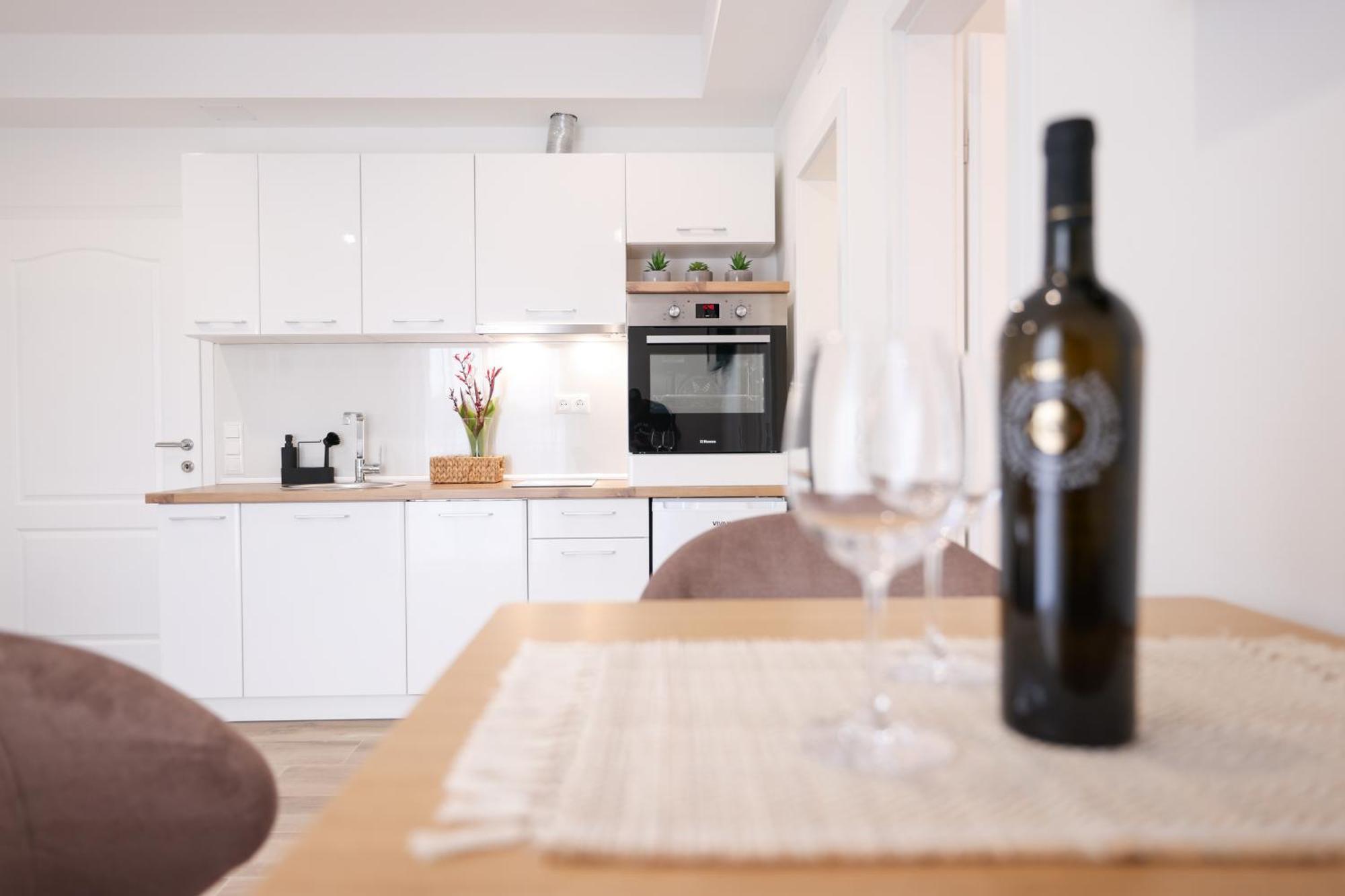 Duo Soles - Apartments With Private Parking Near Zadar Murvica  Eksteriør bilde