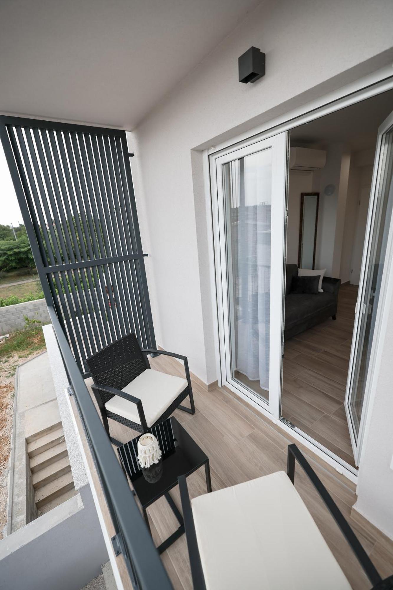 Duo Soles - Apartments With Private Parking Near Zadar Murvica  Eksteriør bilde
