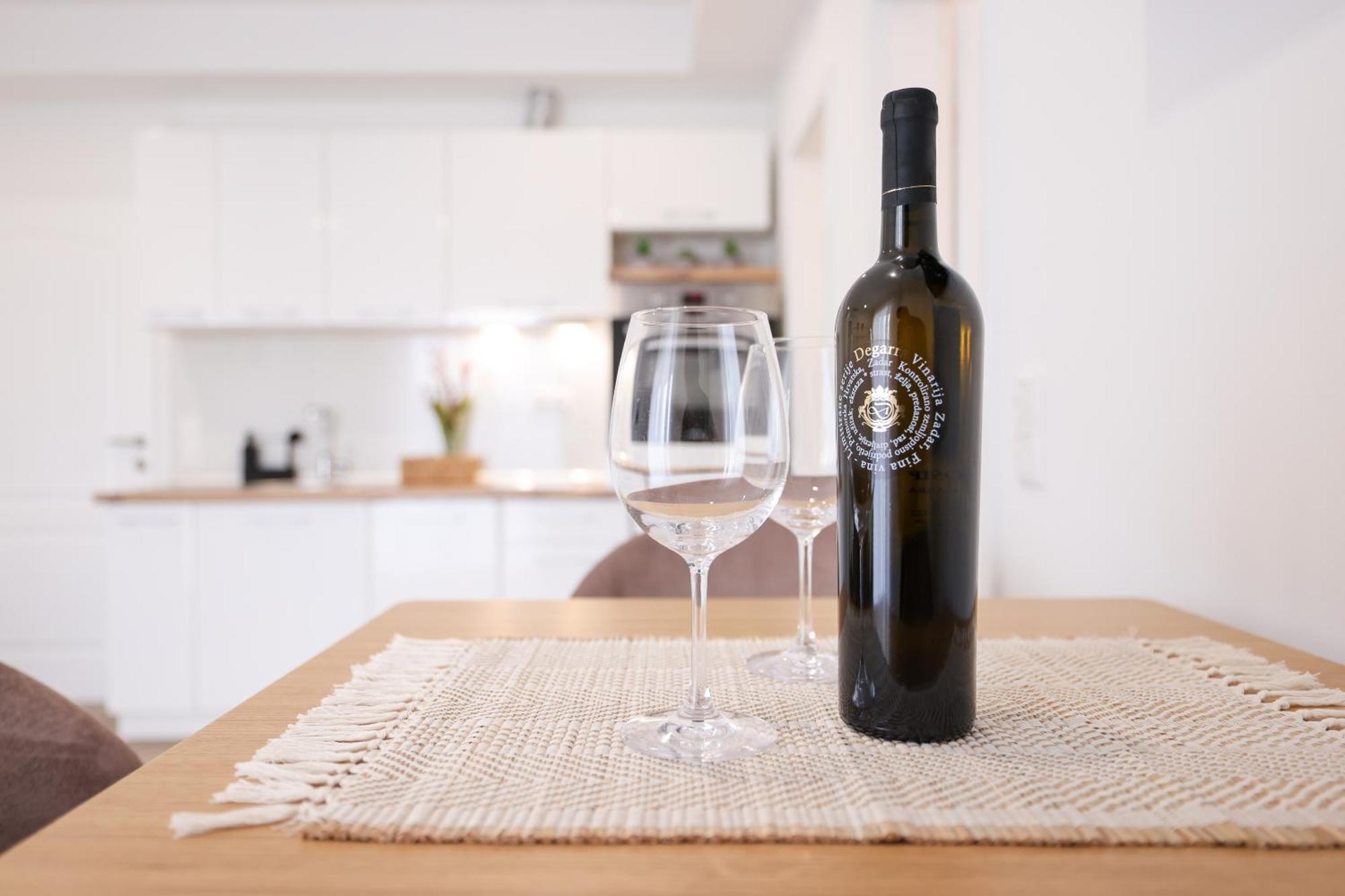 Duo Soles - Apartments With Private Parking Near Zadar Murvica  Eksteriør bilde